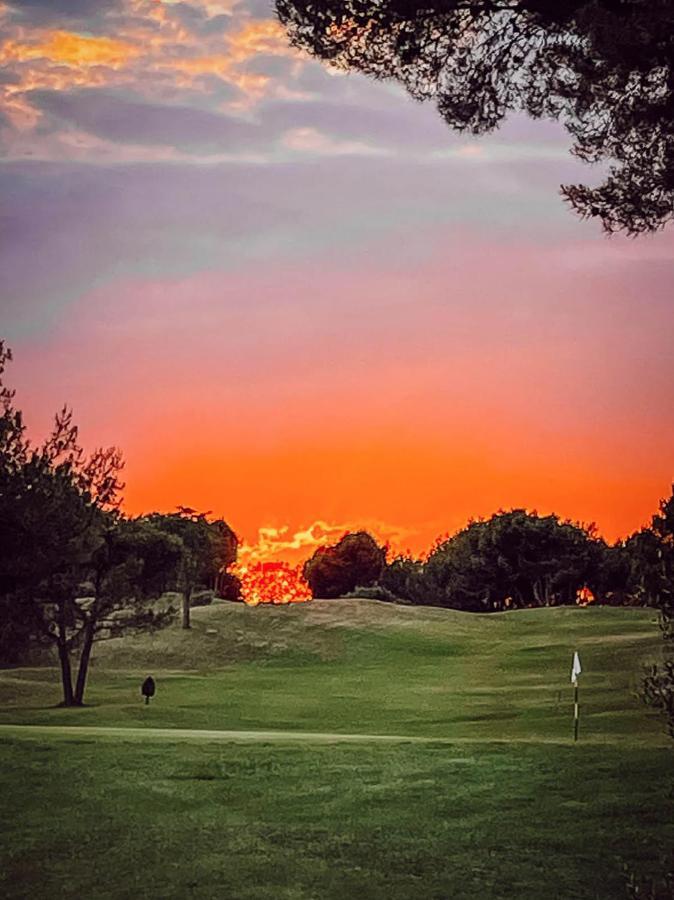 La Perle Du Golf -Magnifique Vue Clim Linge Golf Saumane 6P Piscine Tennis מראה חיצוני תמונה