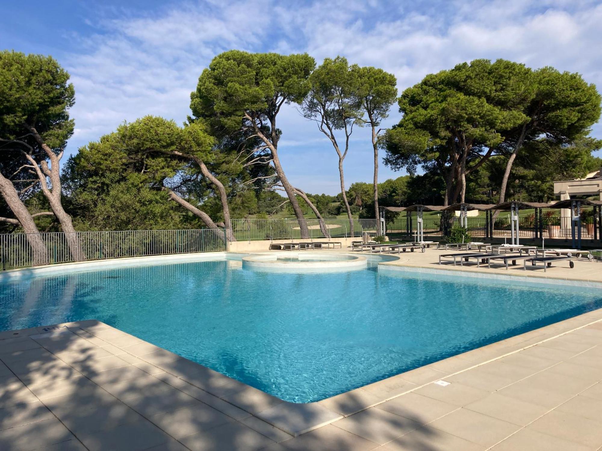 La Perle Du Golf -Magnifique Vue Clim Linge Golf Saumane 6P Piscine Tennis מראה חיצוני תמונה